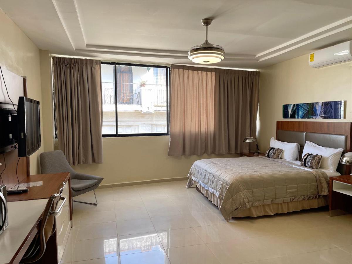 Hotel Libertad At Historic Main Street Santo Domingo Exterior foto